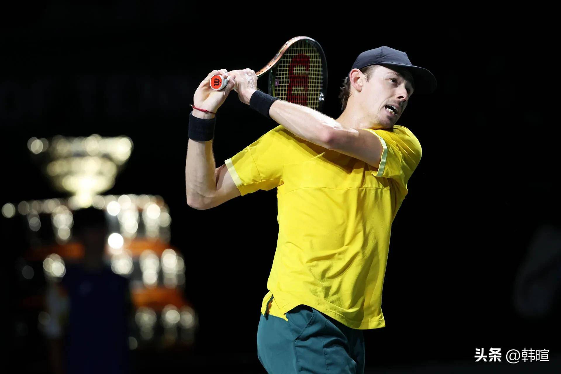 戴维斯杯碾压年终总决赛,辛纳扛起全队 戴维斯杯碾压年终总决赛,辛纳扛起全队