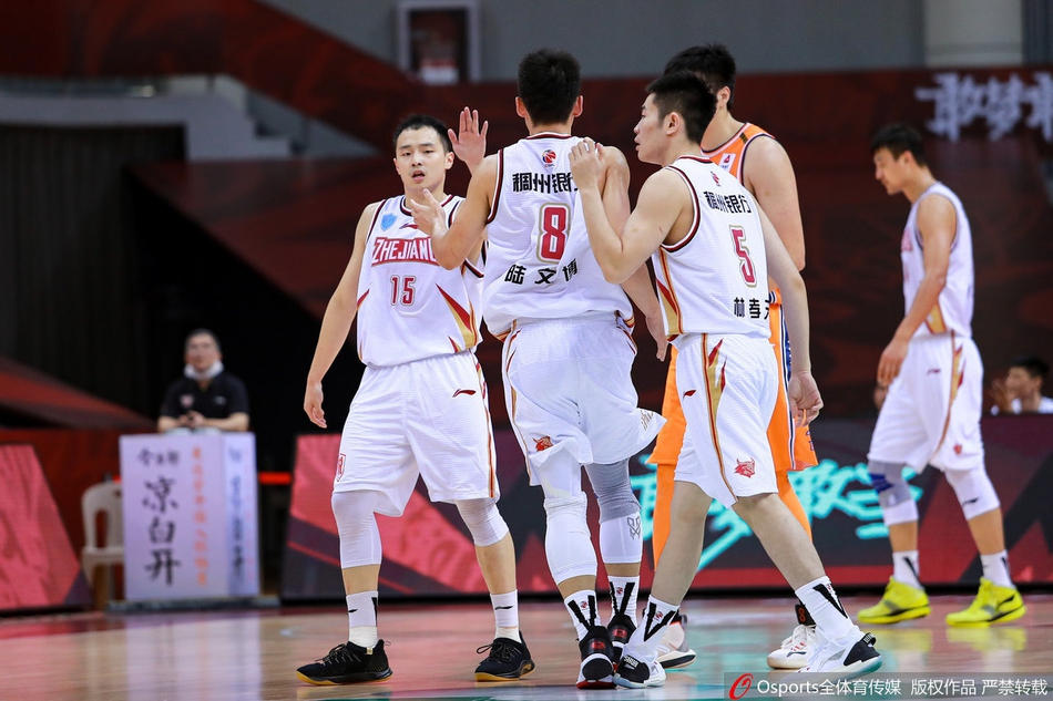 天津队绝杀江苏队,霍勒迪惊艳四座 天津队绝杀江苏队,霍勒迪惊艳四座