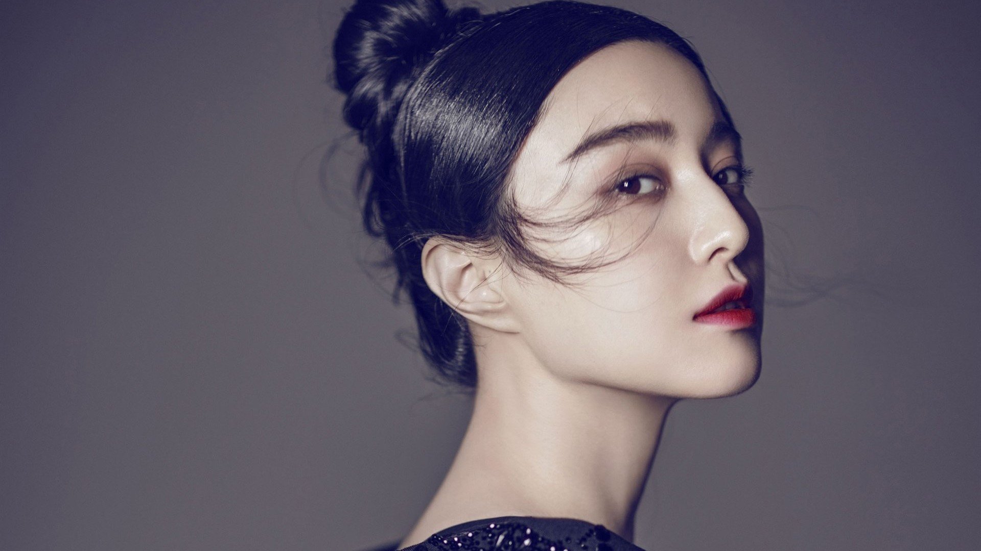 巨星耀全场，绝杀定乾坤，内马尔高光难阻英格兰史诗逆转