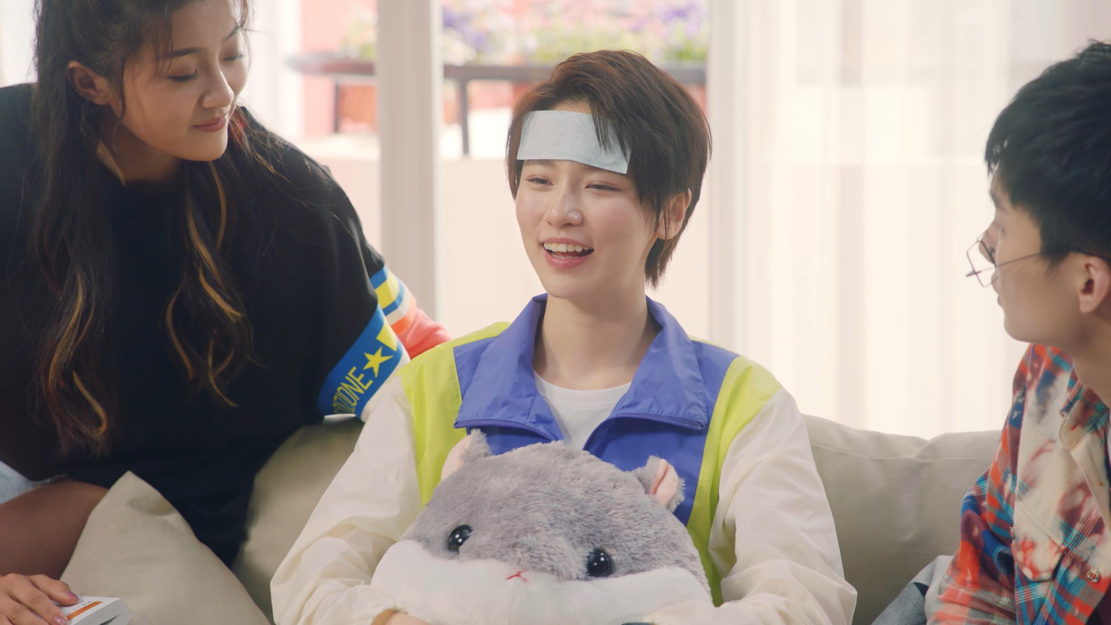 极速弯道与热血拼杀，当F1街道赛的精密遇上篮球场的血性